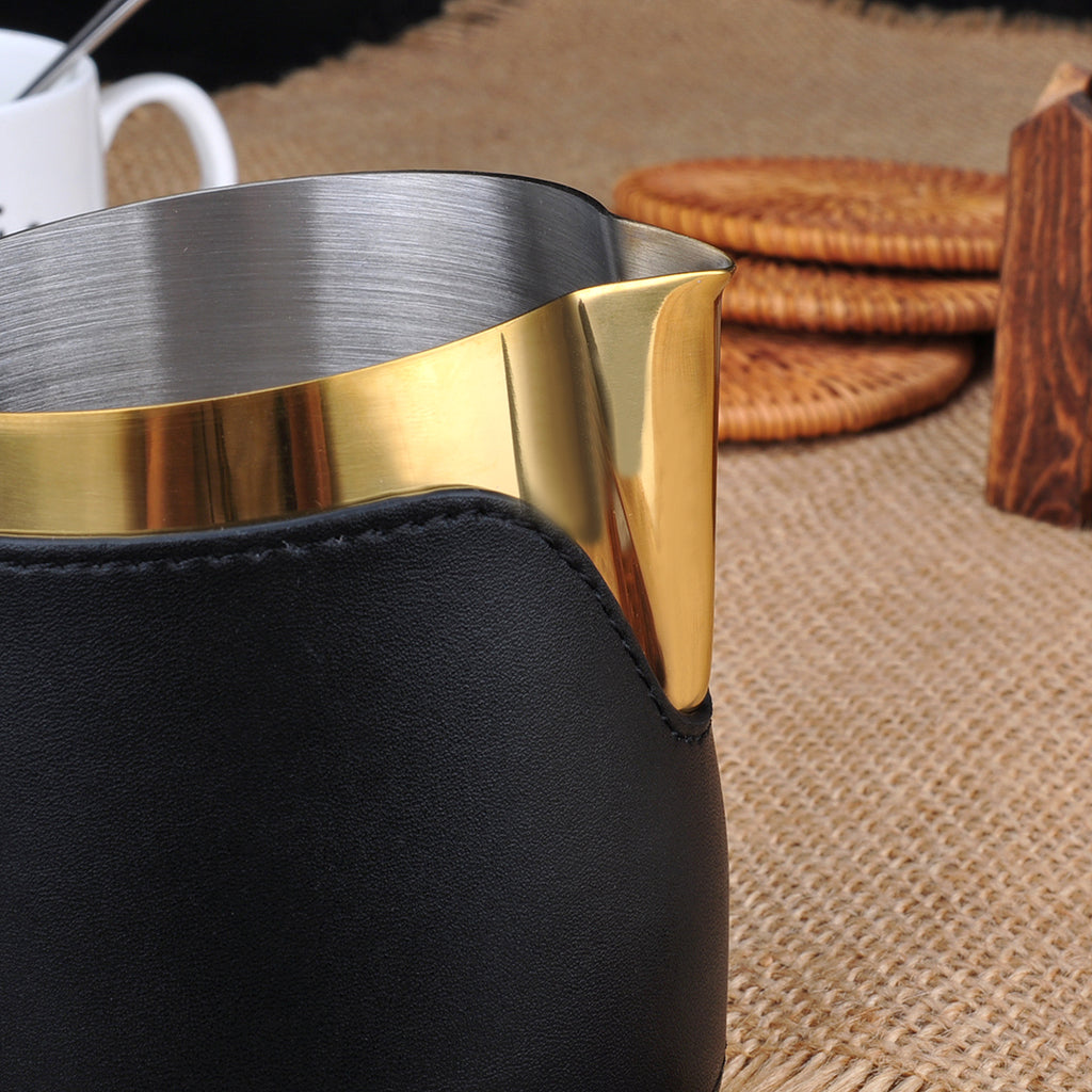 Handle Free Milk Jug Gold/Black 450ml – BaristaSpace Espresso